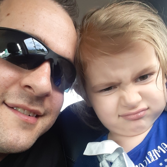 Meet your Posher, Alex - Picture 1 of 1